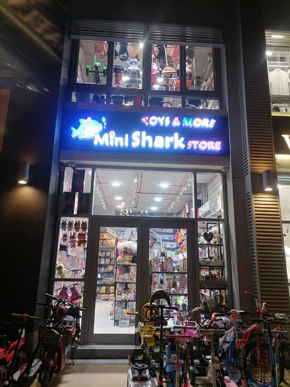 Mini Shark Store